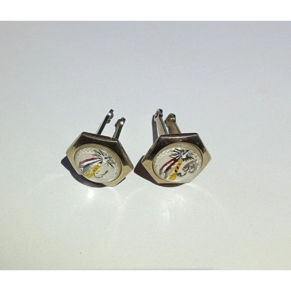 N/A vintage silver‑tone